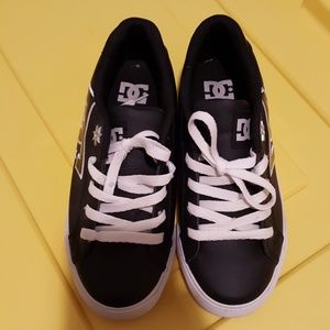 DC Women skate Shoes